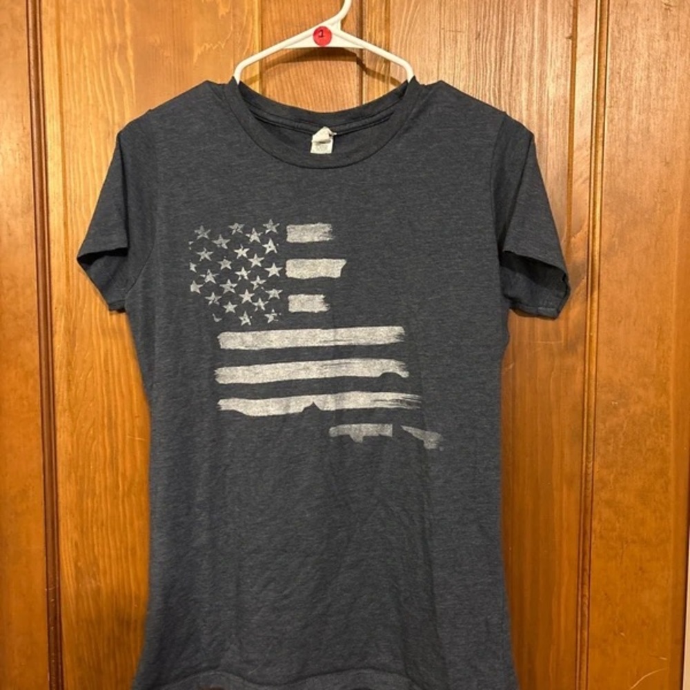 Boys' Distressed Flag Short Sleeve Tee - Charcoal